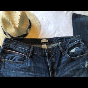 SALE!! Gap slim boyfriend jean